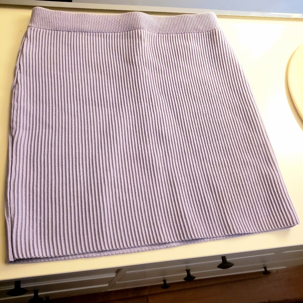 Ribbed mini skirt in lilac